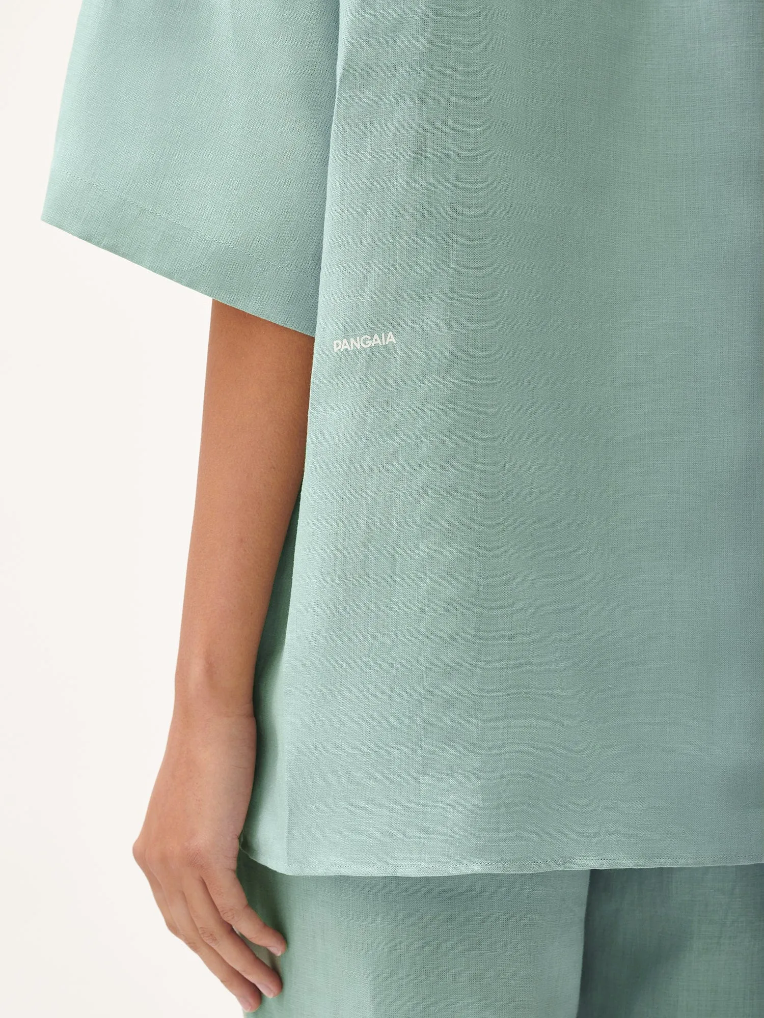 Womens Aloe Linen Camp Collar Shirteucalyptus blue